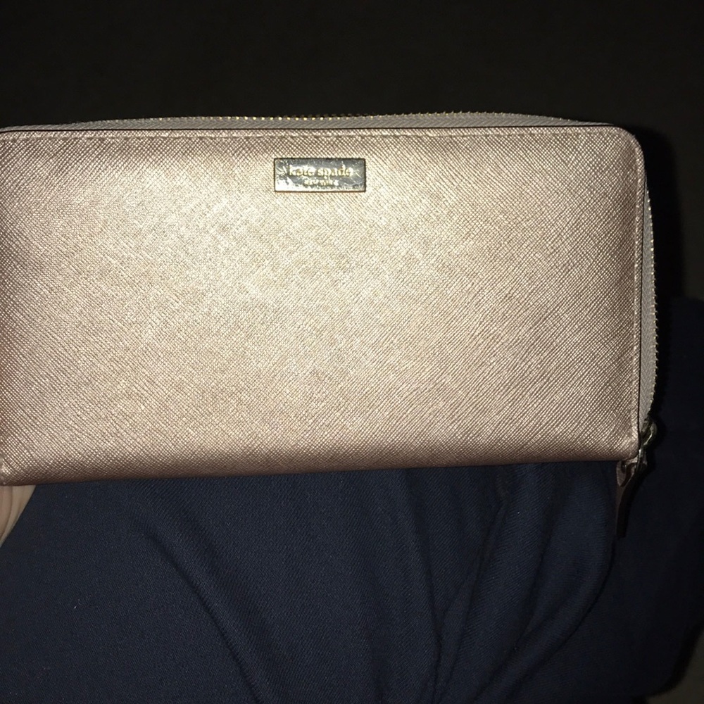 Kate Spade Rose Gold Wallet